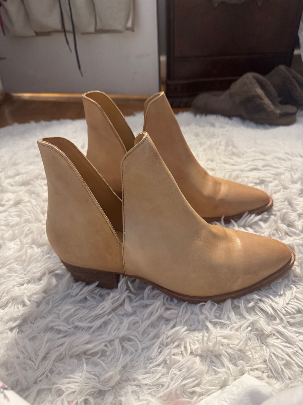 Women’s Tan Ankle Booties - Stylish Cutout Chelsea leather Boots
